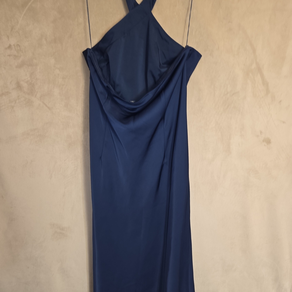Elegant Navy Blue Halter Evening Dress - Picture 2 of 5